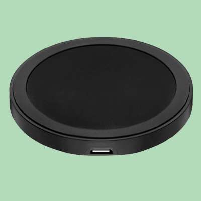 Hot Selling portable Qi Wireless Charger for mobile phones iphone 8 and samsung galaxy